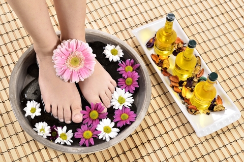 summer ready feet with Mellow Skincare